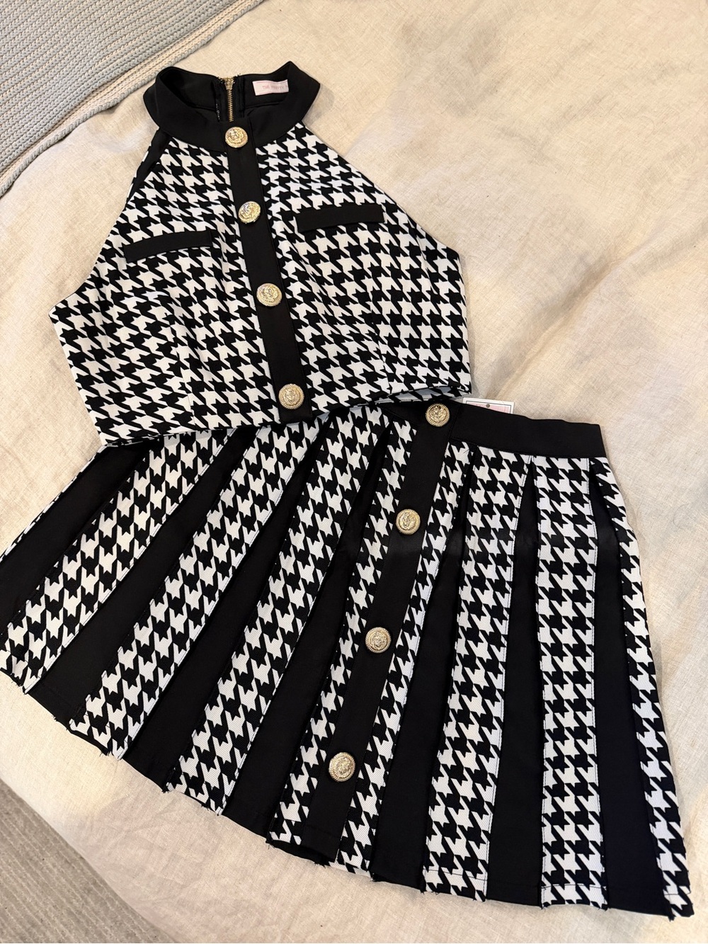 Black and White Houndstooth Pleated Skirt - Designer Style